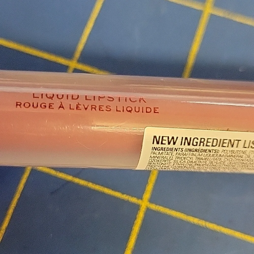 Revolution glossy lip